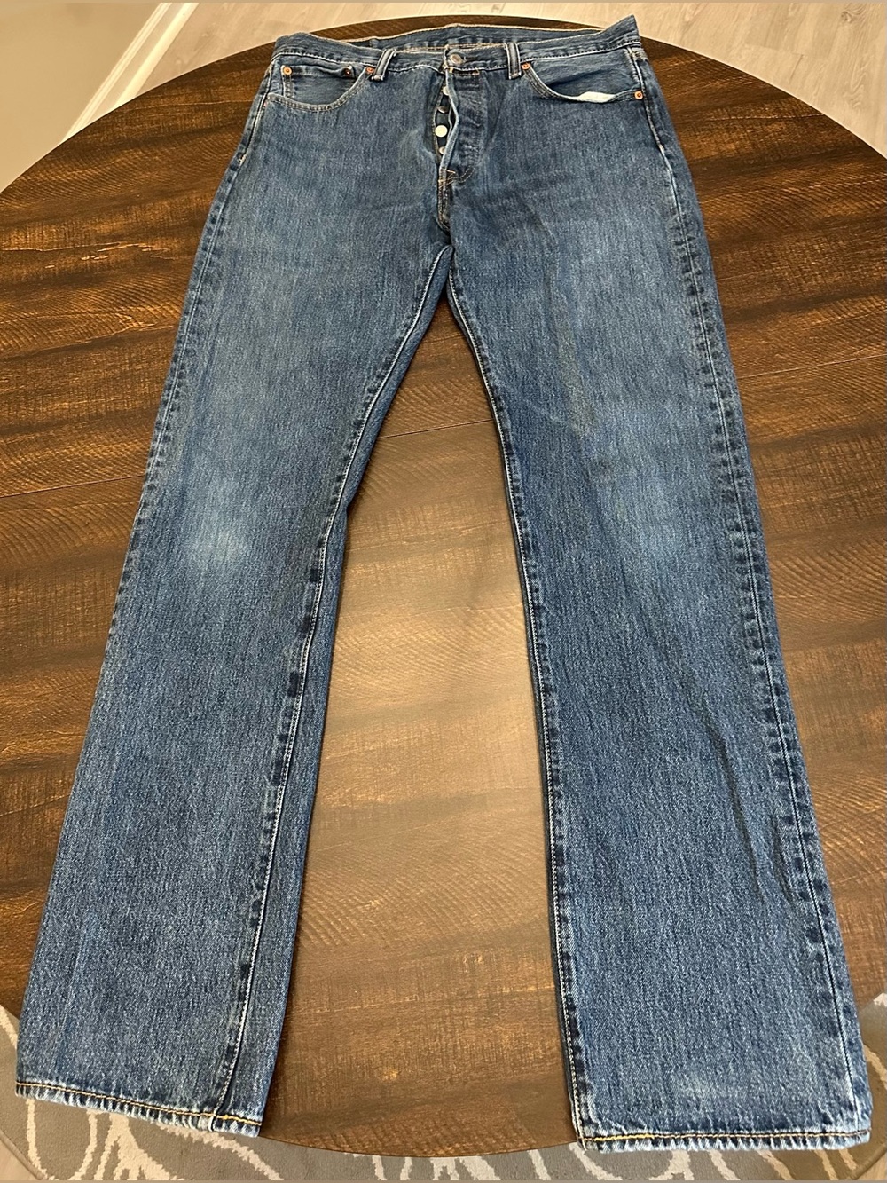Levis 501 Jeans Mens 34x33.5 Straight Leg Button Fly Classic Denim